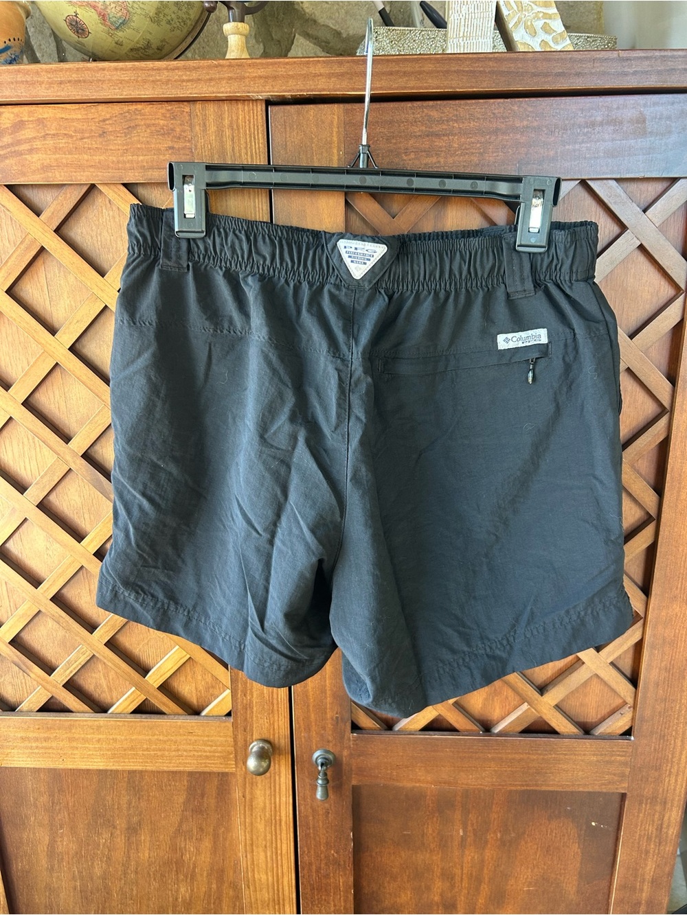 Columbia Women’s Black Performance Shorts 5 inch inseam